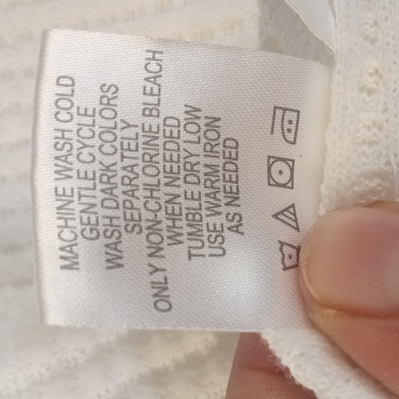 North River Women's Winter White Cowl Neck Lightweight Sweater Size Medium - Picture 8 of 8